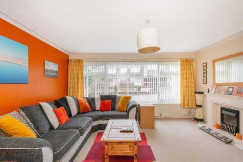 1L7ACCD - Living Room D.jpg