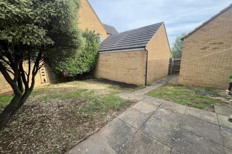 School Lane, Higham Ferrers, Rushden photo 5