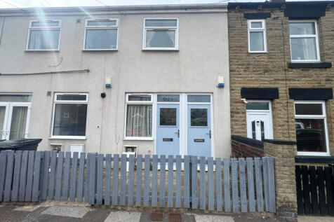 2 Bedroom First Floor Apartment