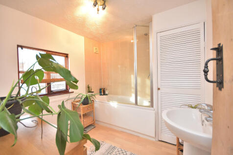 10 grove place bathr