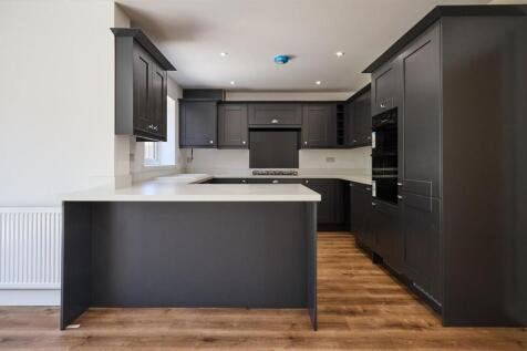 Fitted Open Plan Living/Dining/Kitchen