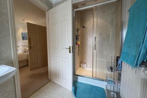 Stovell Lodge (22).jpg