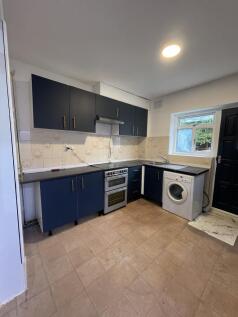 3 bed terraced house for sale George Street, Sout