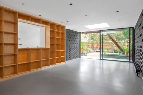Reception/Kitchen