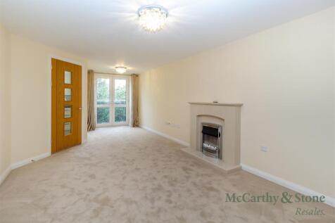 8704450-interior04.jpg