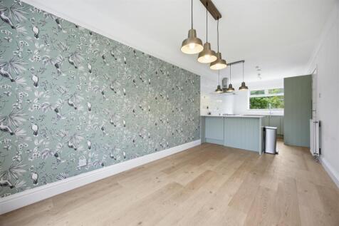 17_ARCHIBALD_TERRACE_MILTON_OF_CAMPSIE_006.JPG