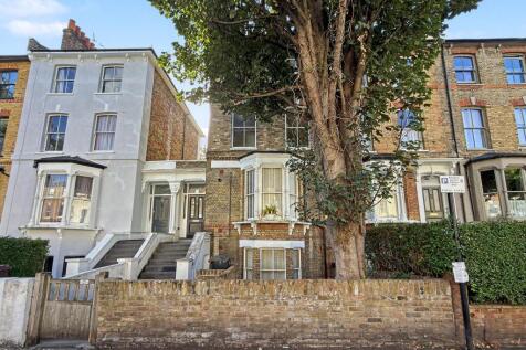 Flat C, 30 Colvestone Crescent, Hackney, London, E8 2LH
