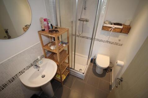 En-suite Shower/WC