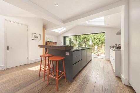 Felsham Road, SW15 photo 4