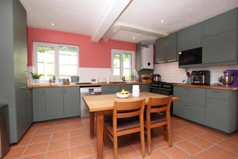 Kitchen Breakfast Room.JPG