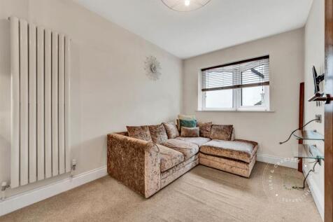 Western Avenue, Llandaff, Cardiff photo 5