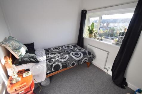 Wilton Avenue, Eastbourne photo 4