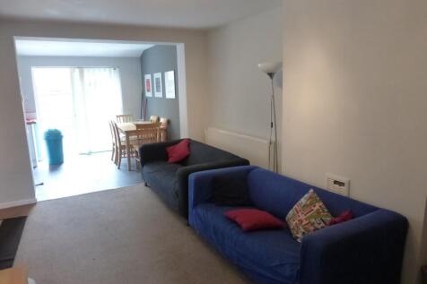 Living Room &amp; Kitchen