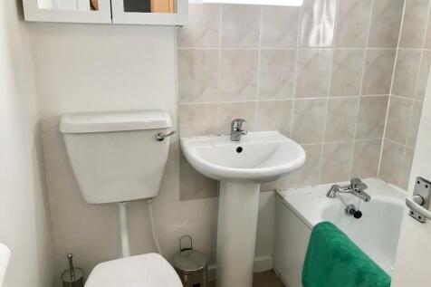 £136 pppw inc 3 bills - 295 Upper Brook Street, Manchester, Greater Manchester, M13 photo 5