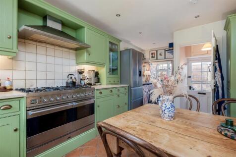 Milton Cottage 1996-9.jpg