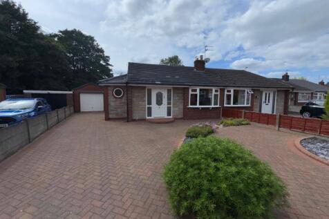 2 bed semi-detached bungalow for sale Nangreaves 