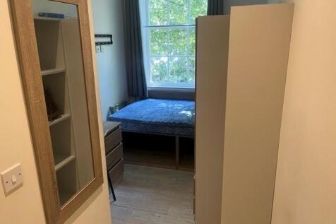 bedroom area.jpg