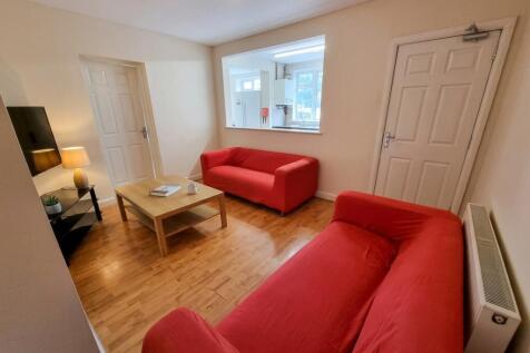 50 Alexandra Road, Leamington Spa photo 3