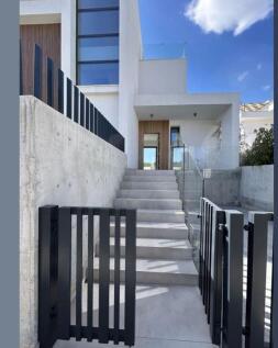 Entrance to Villa 28