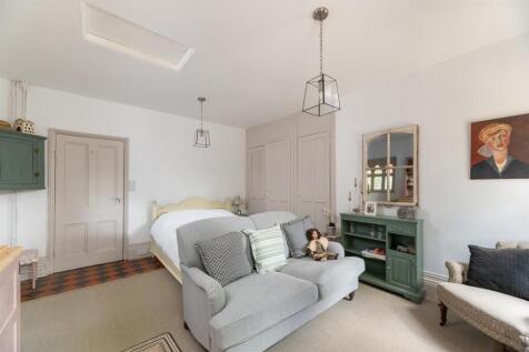 RECEPTION ROOM/BEDROOM SIX