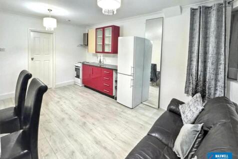 WhatsApp Image 2026-02-09 at 15.04.02 (8).jpg