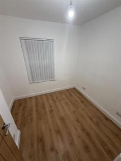 bedroom 1 rear.jpeg