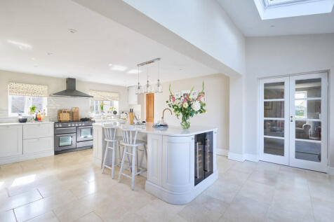 220 The Street 09...