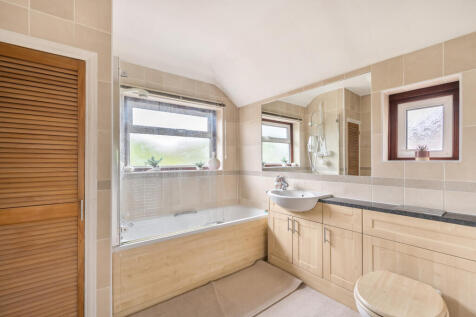 17-6819e5a372f3f-...