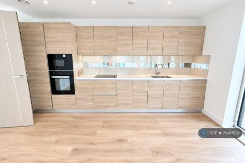 Deveraux House, London, SE18 photo 3