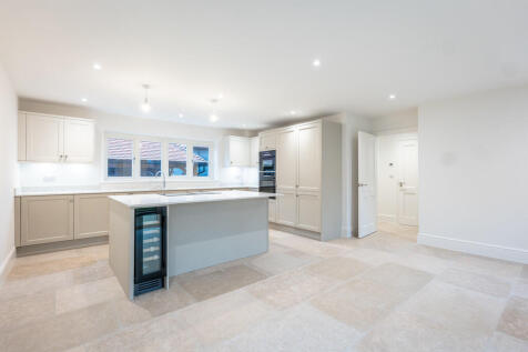 25-12-02_Barnfiel...