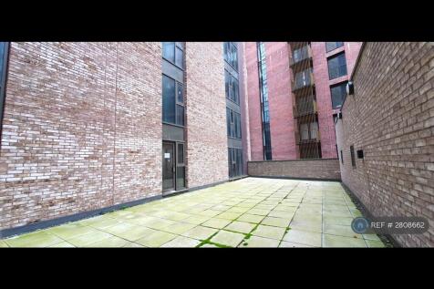 1st Floor Communal Terrace