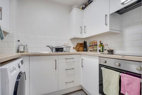  Bishop's Stortford , CM23 photo 5