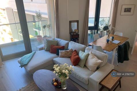 Living Room / Diner