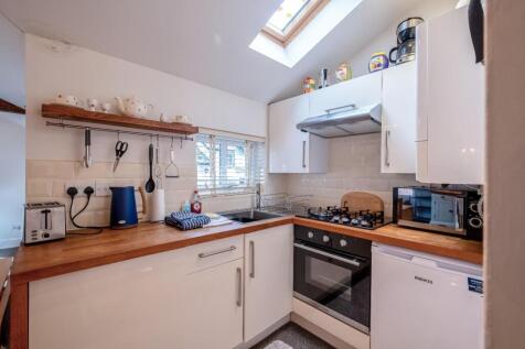 2 Croft Cottage &amp; Studio