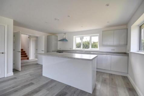 Kitchen / dining / living room