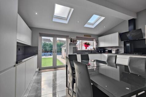 Dine in Style