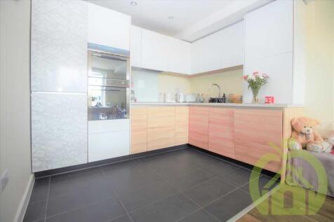 BlackThorn House, Romford photo 3