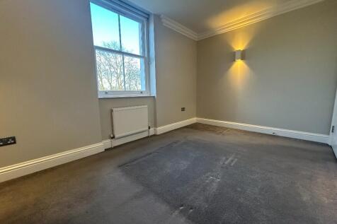 Churston Close, Tulse Hill, Lambeth, London photo 3