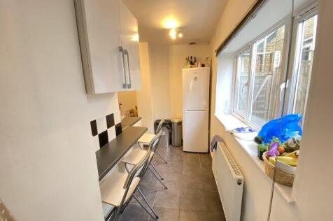 Lower Court Road photo 5