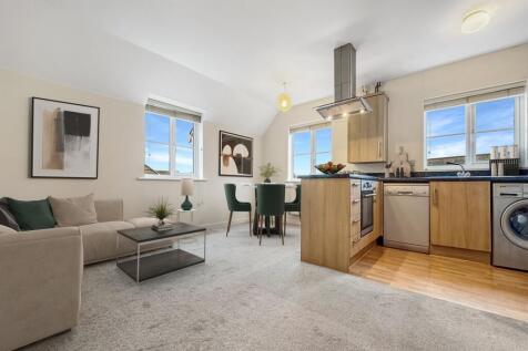 Open Plan Living/Kit