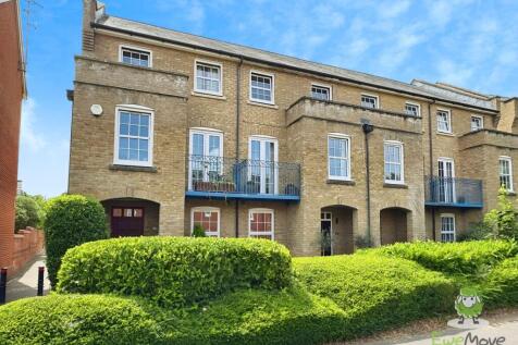 EweMove Basingstoke Estate Agents 21 Gaiger Avenue