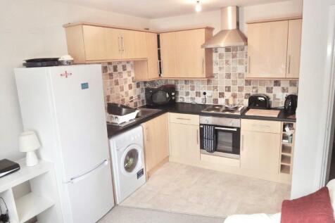 FITTED KITCHEN.jpg