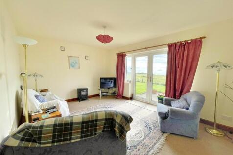 Sitting room / dining room