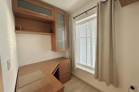 Upton Close, Castle Donington, Derby photo 5