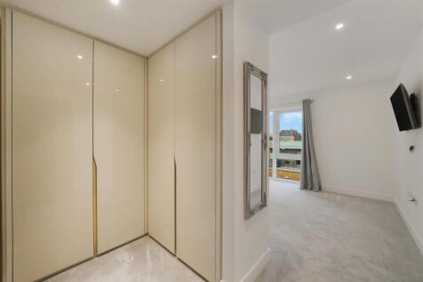 209 Faulkner House, Tierney Lane - agA2APrcz7z43Kg