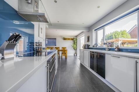 90 Horndean Road, Emsworth-PorticoMarketing-Nexa-3