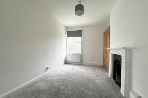 Bedroom 2.jpeg