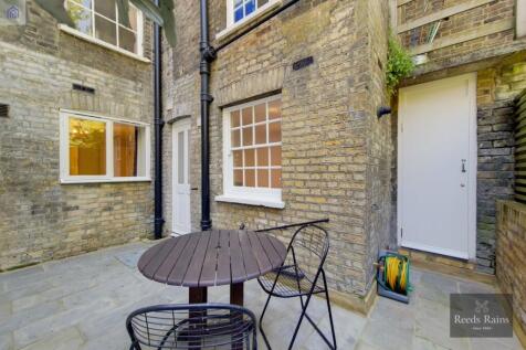 Courtyard Garden