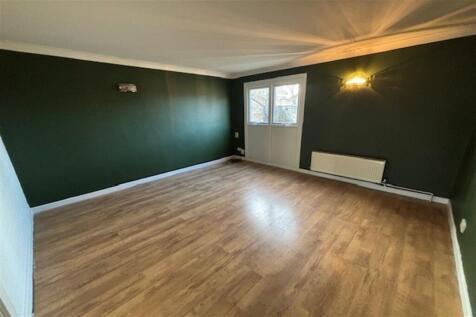Travers Way, Basildon photo 3