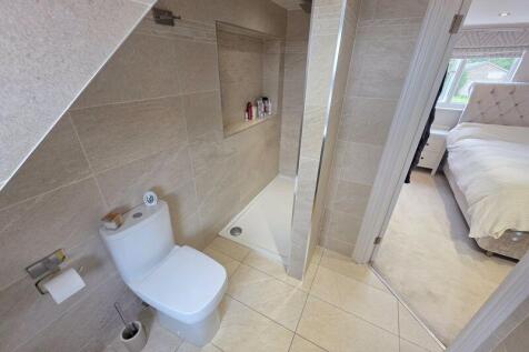 Bedroom One En-Suite